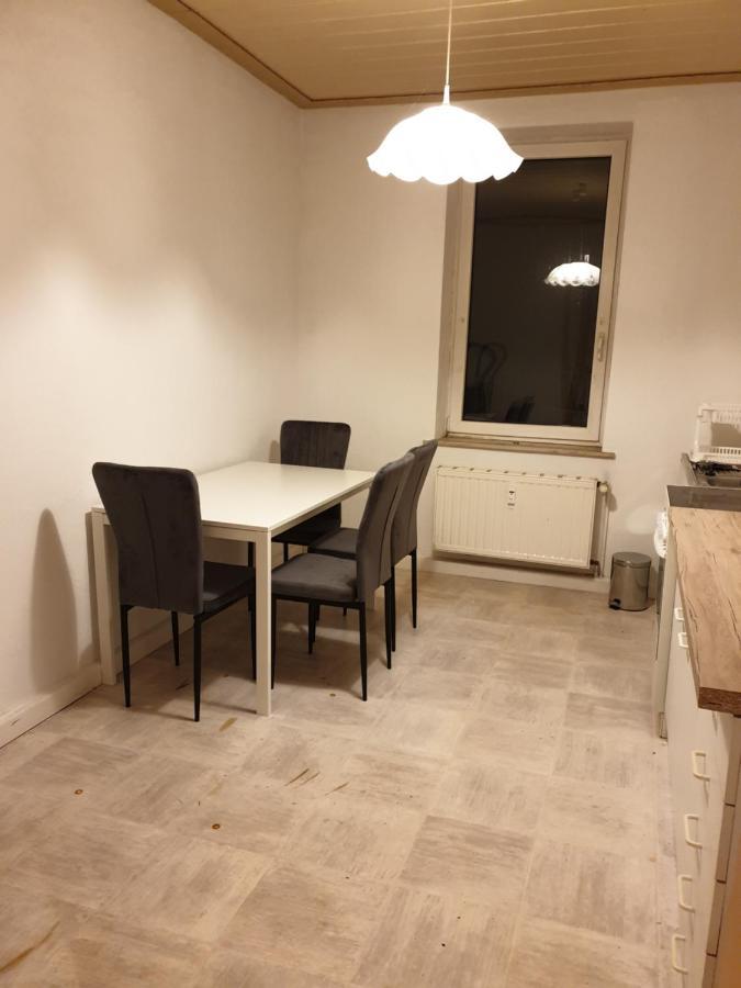 Fewo Nina 2 - Monteurwohnung Weißenfels Exterior foto